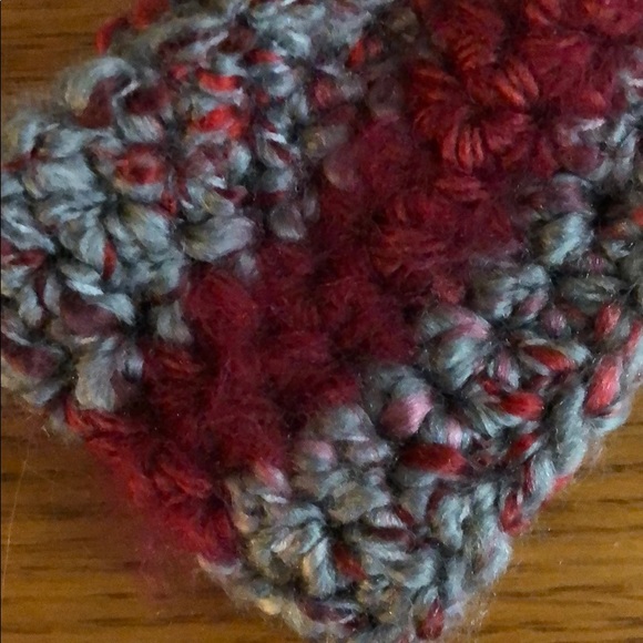 Brand New Gray/Burgundy Ear Warmer - Picture 2 of 4